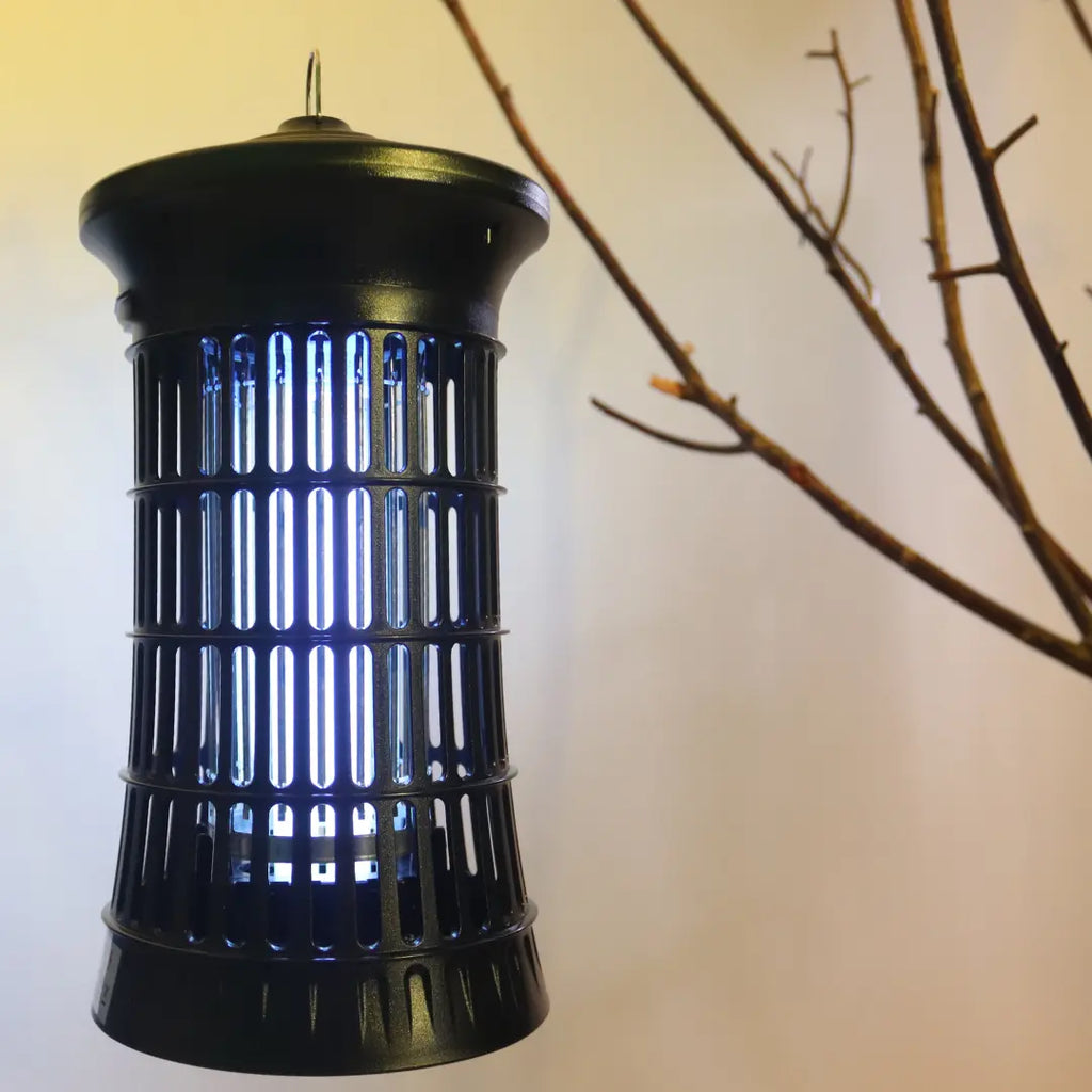Refurbished - Senelux 20W, 4500v Bug Zapper with UV Lure for Flies, Mosquitoes and Wasps